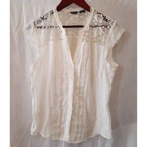 Eddie Bauer Womens Med Semi Sheer Boho Lace Overlay Sleeveless V-neck Button-Up
